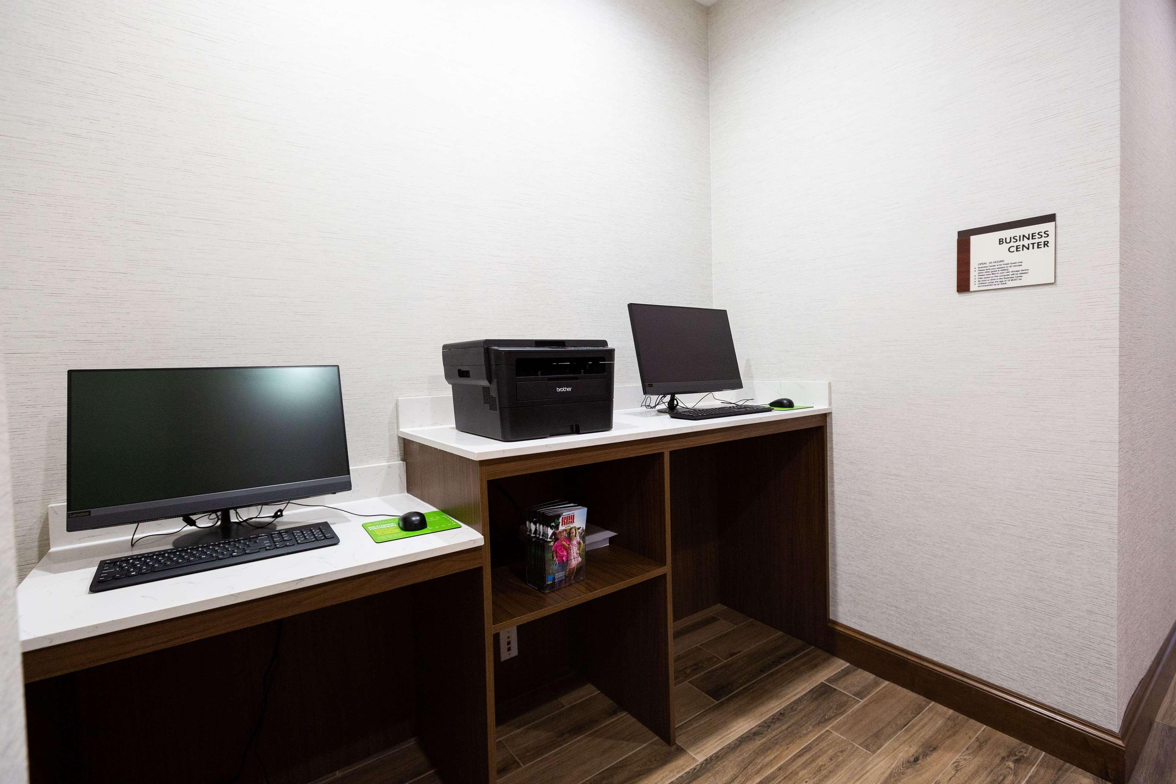 La Quinta By Wyndham Oklahoma City Airport Εξωτερικό φωτογραφία